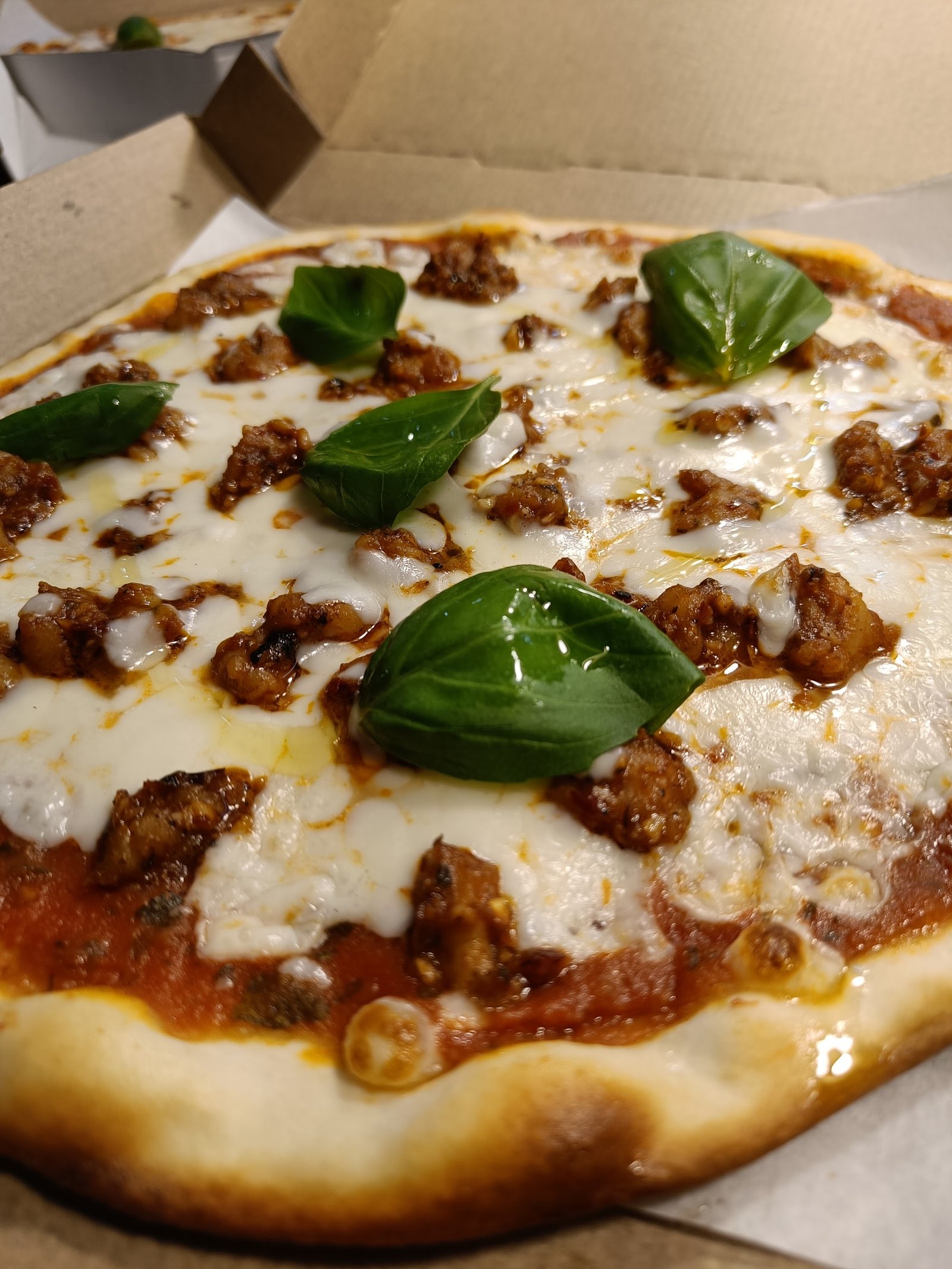 Artisan prawn pizza at Roy's Pizzeria Hyderabad